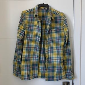 Woolrich soft yellow and blue button down plaid flannel